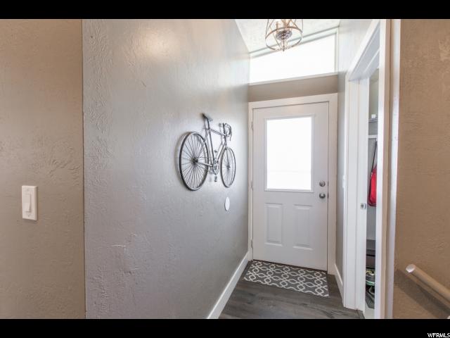 4992 S Pinehill Dr E, Murray, UT 84107 — photo 2