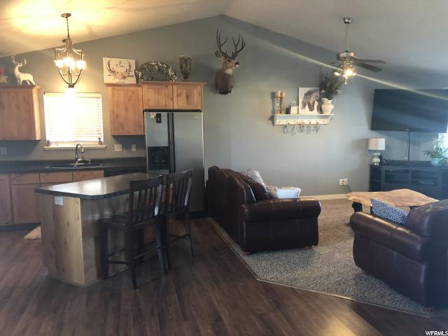 858 W 300 N, Hyrum, UT 84319 — photo 4