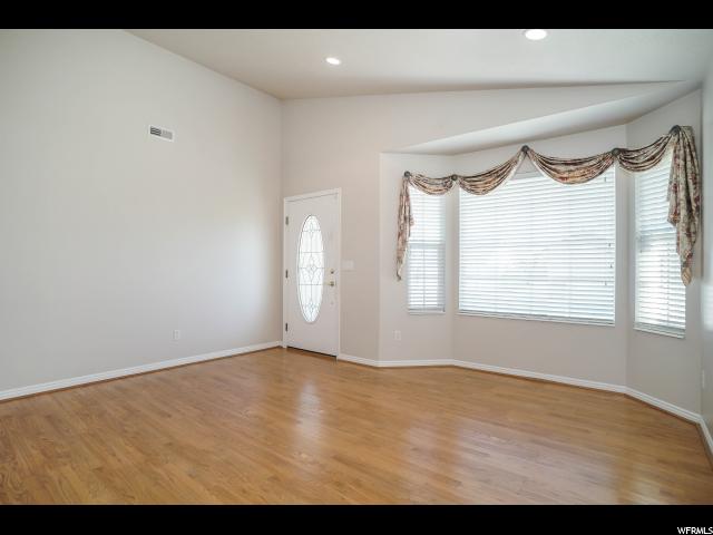 921 W 1570 N, Clinton, UT 84015 — photo 4