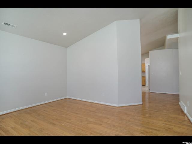 921 W 1570 N, Clinton, UT 84015 — photo 2