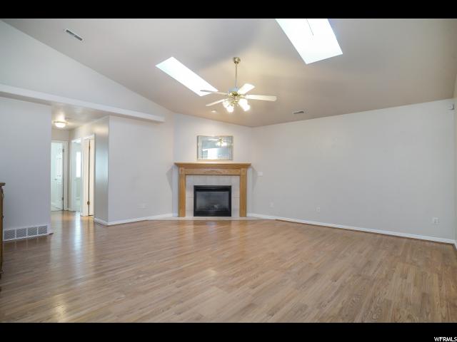 921 W 1570 N, Clinton, UT 84015 — photo 12
