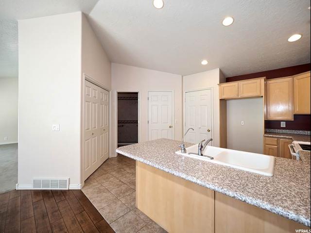 159 W Park Shadows Ct, Bountiful, UT 84010 — photo 12