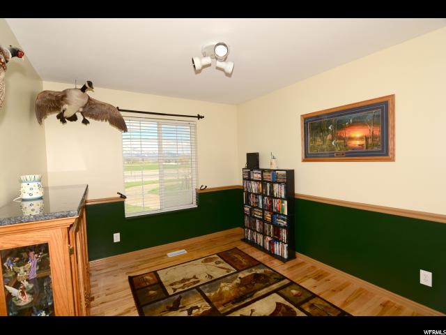 2708 S Main St, Nibley, UT 84321 — photo 8
