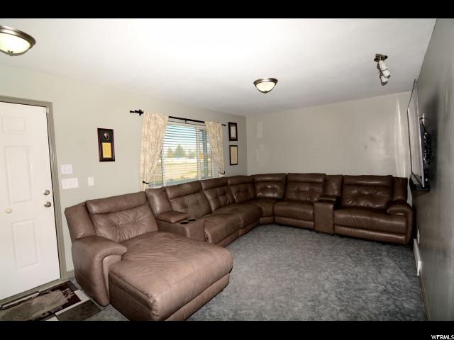 2708 S Main St, Nibley, UT 84321 — photo 2