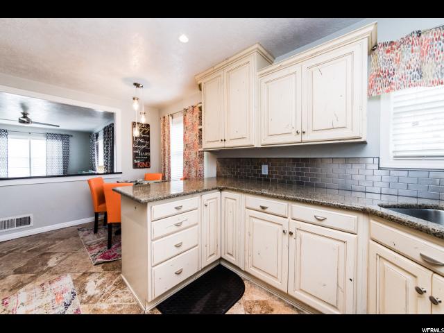 585 E 400 S, River Heights, UT 84321 — photo 4