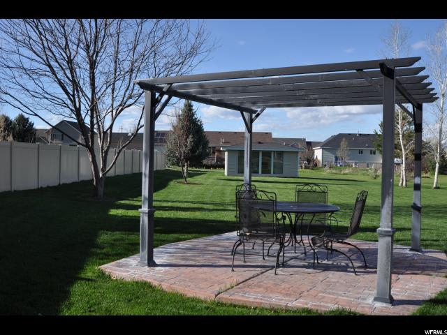 741 W Gibbons Ln, Nibley, UT 84321 — photo 9