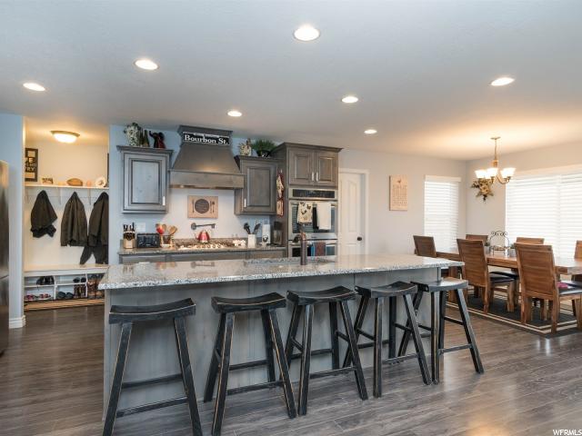 2012 N 3300 W, Clinton, UT 84015 — photo 9