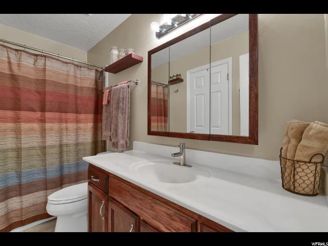 1468 E Snowcreek Dr, Layton, UT 84040 — photo 8