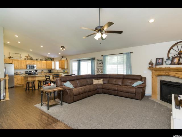 5609 S 4525 W, Hooper, UT 84315 — photo 3