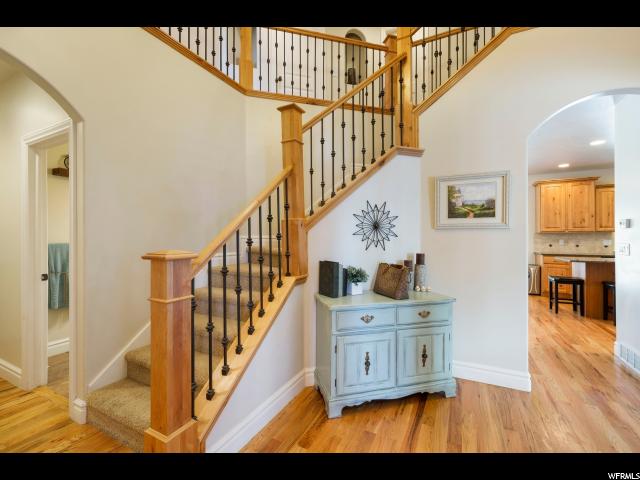 925 E Avila Dr, Sandy, UT 84094 — photo 7