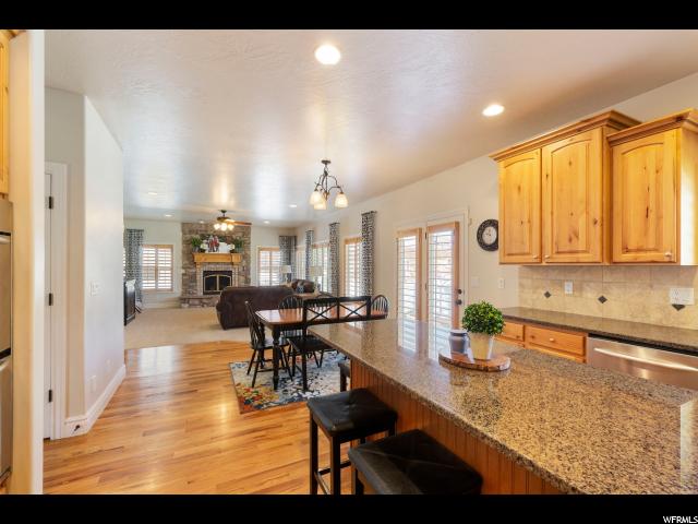 925 E Avila Dr, Sandy, UT 84094 — photo 8
