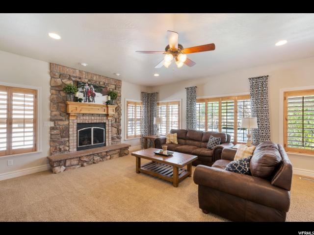 925 E Avila Dr, Sandy, UT 84094 — photo 3