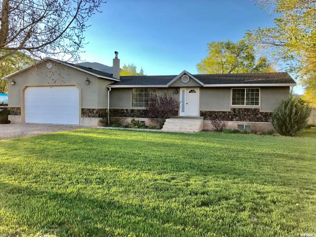 355 E Main St, Elsinore, UT 84724 — photo 2