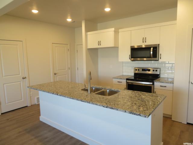381 S 1540 E, Hyrum, UT 84319 — photo 5