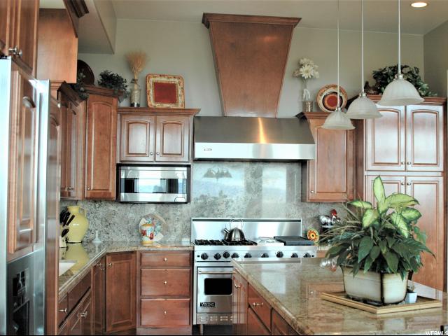 72 S Sunset Dr. E, Farmington, UT 84025 — photo 4
