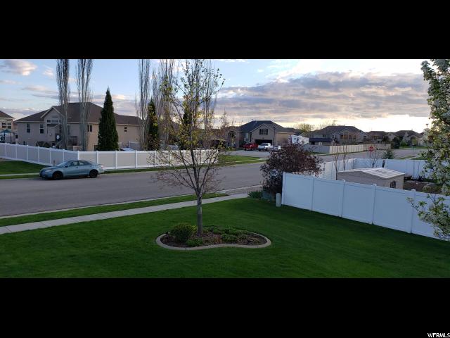 2556 W 2575 N, Farr West, UT 84404 — photo 8
