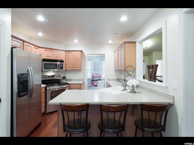 211 W Chase Ln, Centerville, UT 84014 — photo 5
