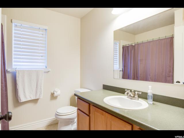 211 W Chase Ln, Centerville, UT 84014 — photo 10