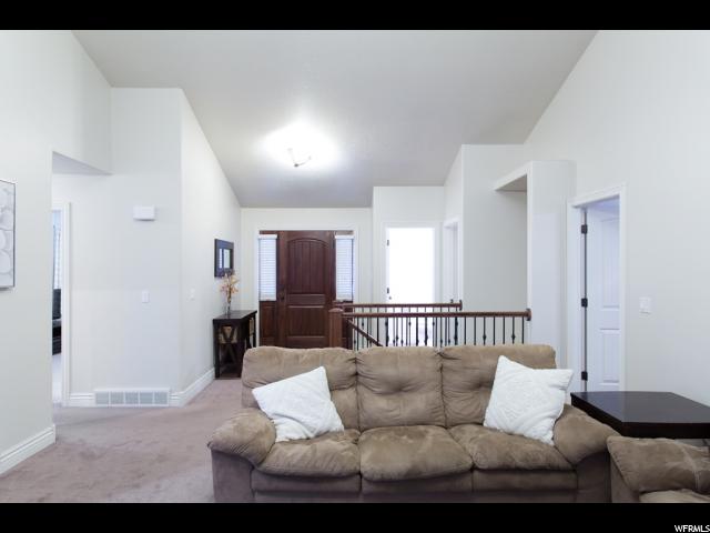 211 W Chase Ln, Centerville, UT 84014 — photo 4