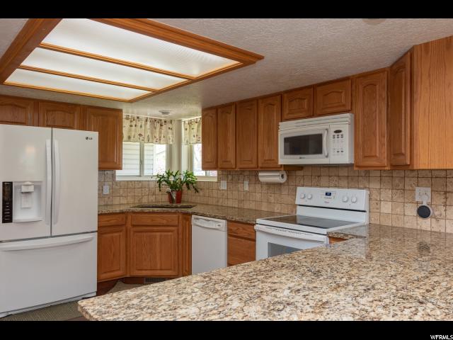 502 S 150 E, Kaysville, UT 84037 — photo 8
