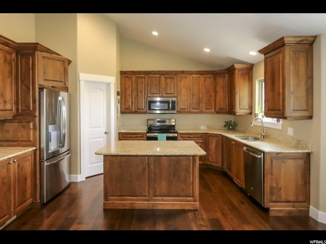 1445 E Cluff Ln, Lake Point, UT 84074 — photo 6