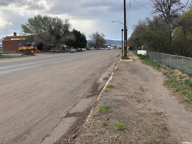 326 S Vernal Ave E, Vernal, UT 84078 — photo 4