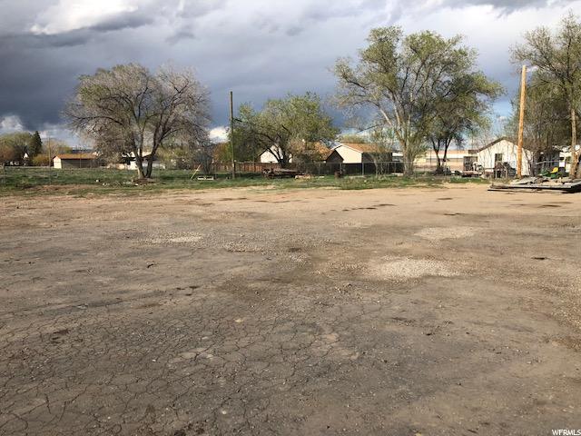 338 S Vernal Ave E, Vernal, UT 84078 — photo 3