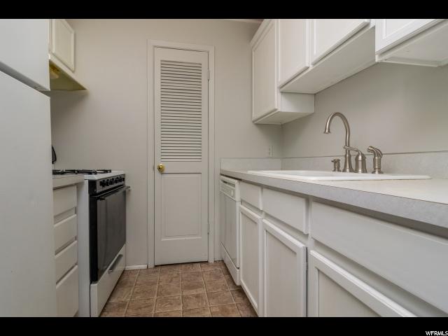 5327 S 560 E #UNIT C, Murray, UT 84107 — photo 7