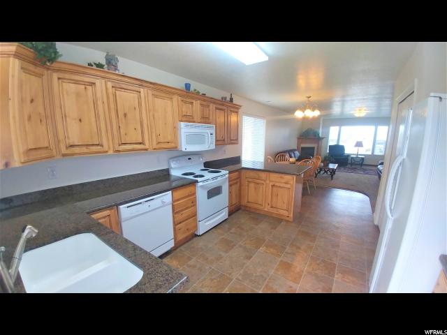 233 W 260 N, Hyde Park, UT 84318 — photo 7