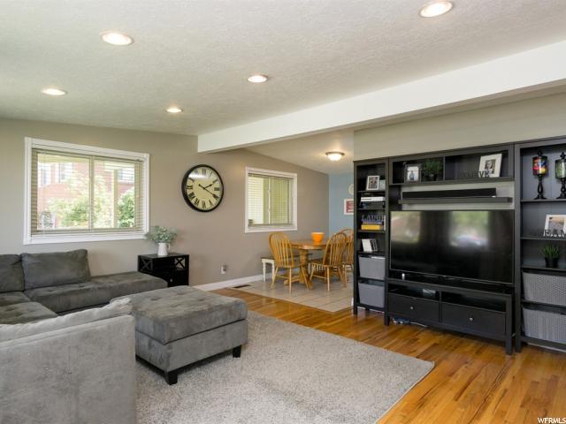 261 W 1400 N, Bountiful, UT 84010 — photo 3