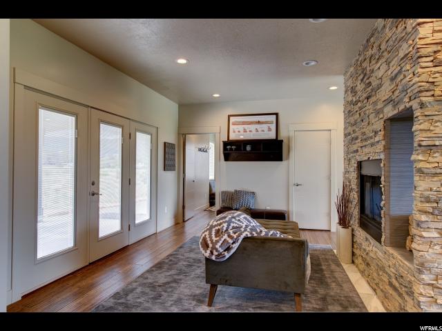 477 S Red Ridge Dr E, Torrey, UT 84775 — photo 9