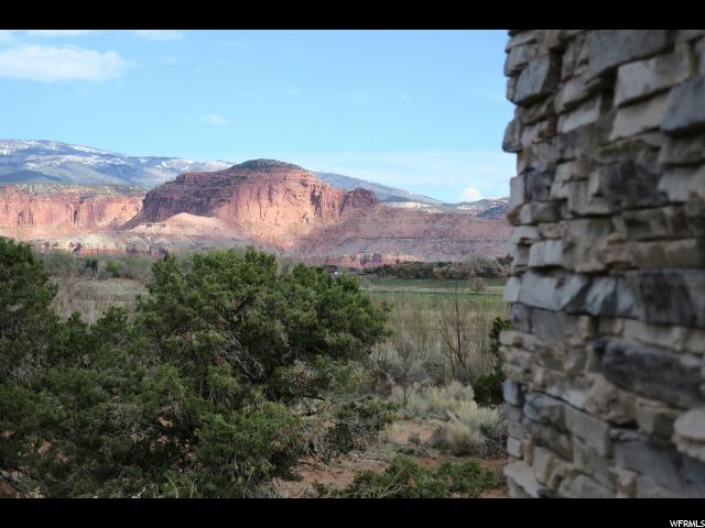 477 S Red Ridge Dr E, Torrey, UT 84775 — photo 4