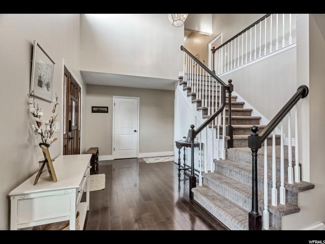 1976 E Summerborne Cir, Sandy, UT 84093 — photo 2