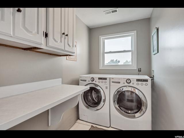 1976 E Summerborne Cir, Sandy, UT 84093 — photo 11