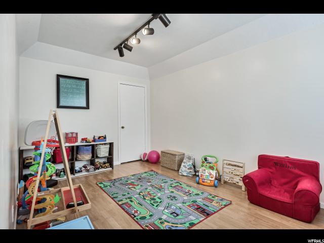 1976 E Summerborne Cir, Sandy, UT 84093 — photo 9