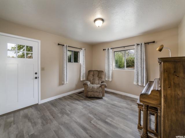 587 S 350 E, Kaysville, UT 84037 — photo 2