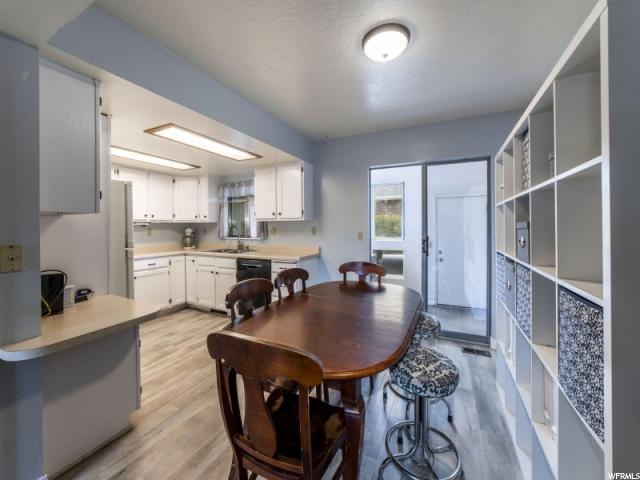 587 S 350 E, Kaysville, UT 84037 — photo 9