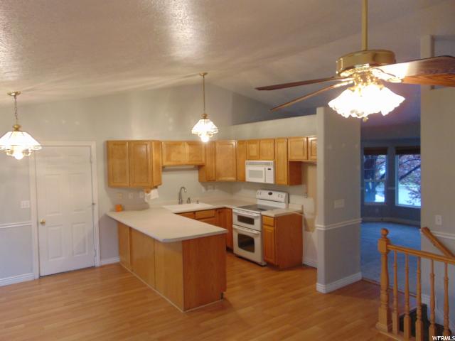 687 W 1860 N, Clinton, UT 84015 — photo 6