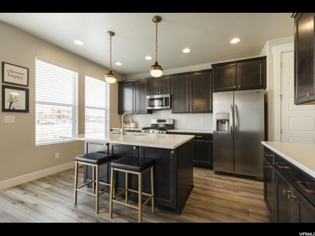 2462 N Stanley Crane Dr, Clinton, UT 84015 — photo 9