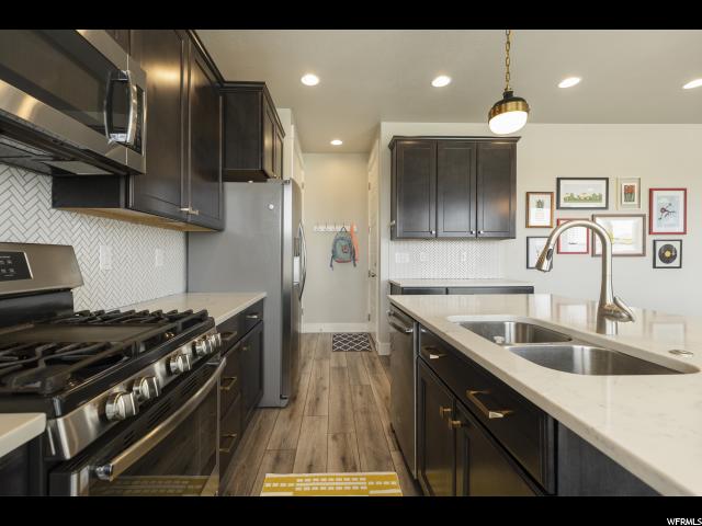 2462 N Stanley Crane Dr, Clinton, UT 84015 — photo 10