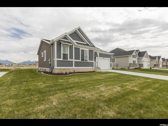 2462 N Stanley Crane Dr, Clinton, UT 84015 — photo 3