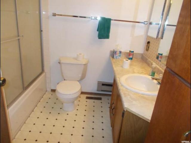 867 N 200 E, Price, UT 84501 — photo 7