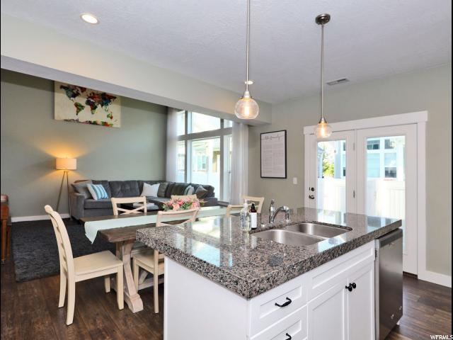 382 E Barn View Dr, Midvale, UT 84047 — photo 4