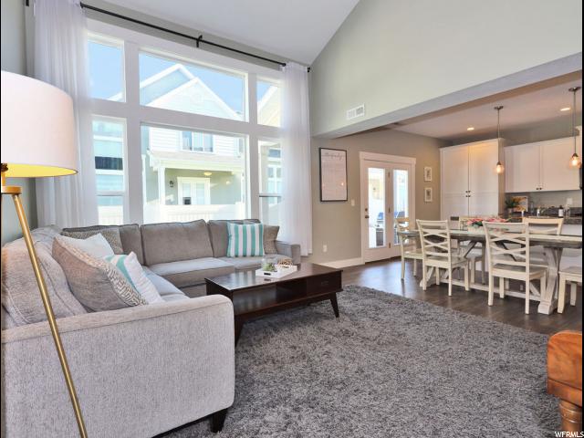 382 E Barn View Dr, Midvale, UT 84047 — photo 3