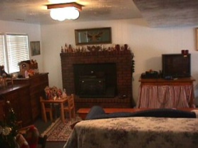9697 Buttonwood Dr, Sandy, UT 84092 — photo 4