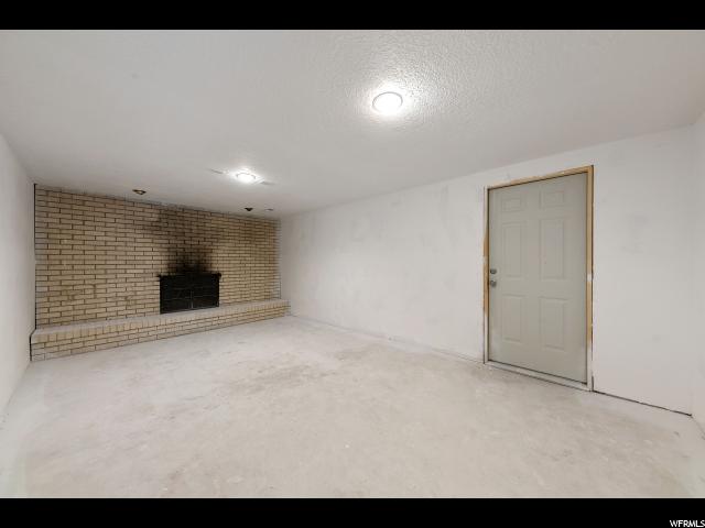 5224 S 3100 W, Roy, UT 84067 — photo 11
