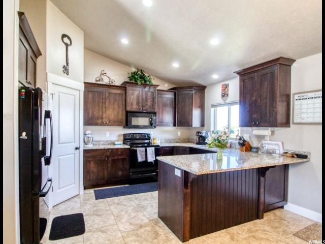 5404 S 3150 W, Roy, UT 84067 — photo 6