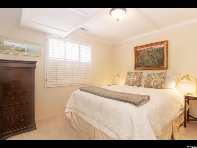 9237 S 1480 E, Sandy, UT 84093 — photo 12