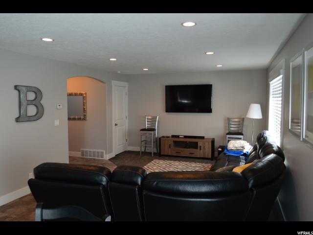 803 W Willowbrook, Pleasant View, UT 84404 — photo 4