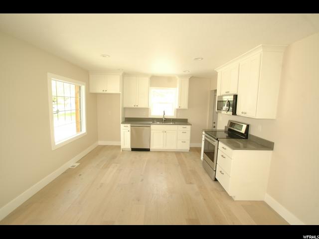 156 E Forbush Ave, Midvale, UT 84047 — photo 3